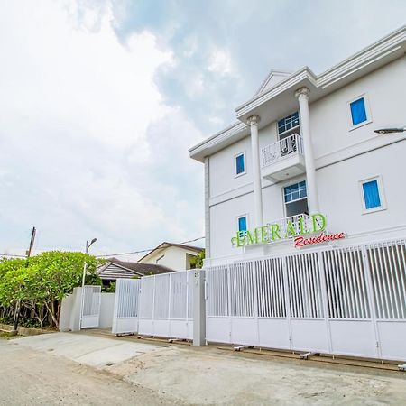 Emerald Residence Medan Eksteriør bilde